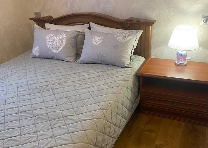 на вулиці залізняка - бічна вулиці антоновича *